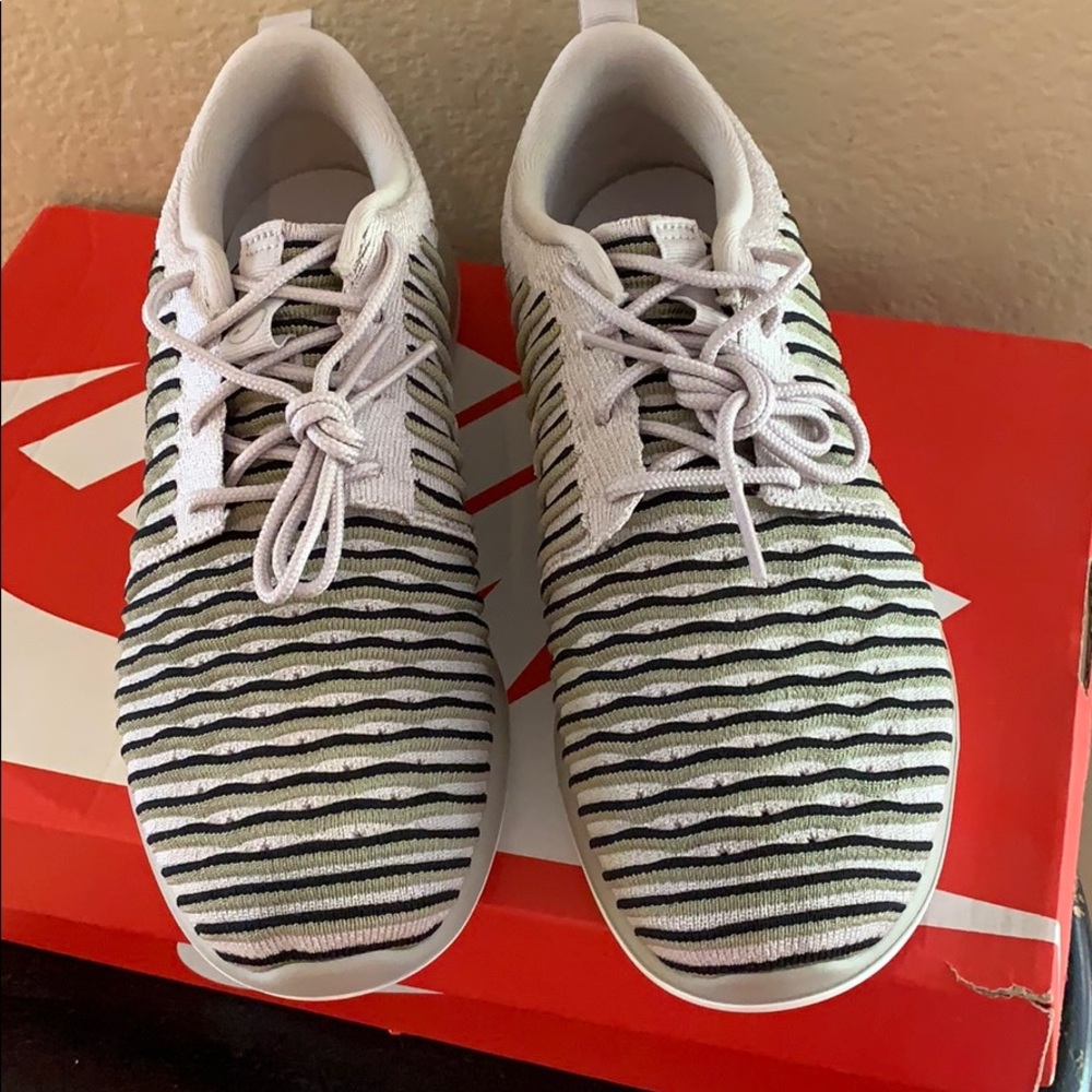 Nike roshe two flyknit W7